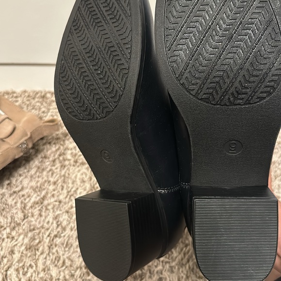 Boots - Picture 7 of 10